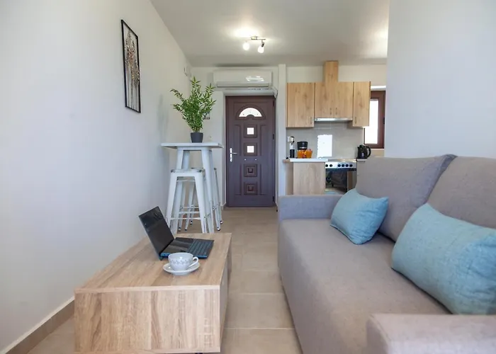 Agios Petros Apartments Lejlighed